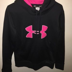 NWOT Under armour sweatshirt